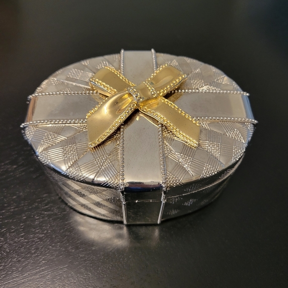 Silver Plated Zinc Trinket Box - Picture 1 of 6